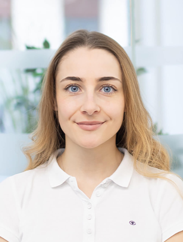 Dr. Cordelia Wieser in der Zahnarztpraxis Dr. Millonig in 1070 Wien
